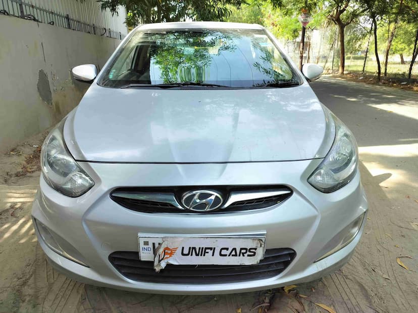 HYUNDAI VERNA  1.6 SX  VTVT 2012